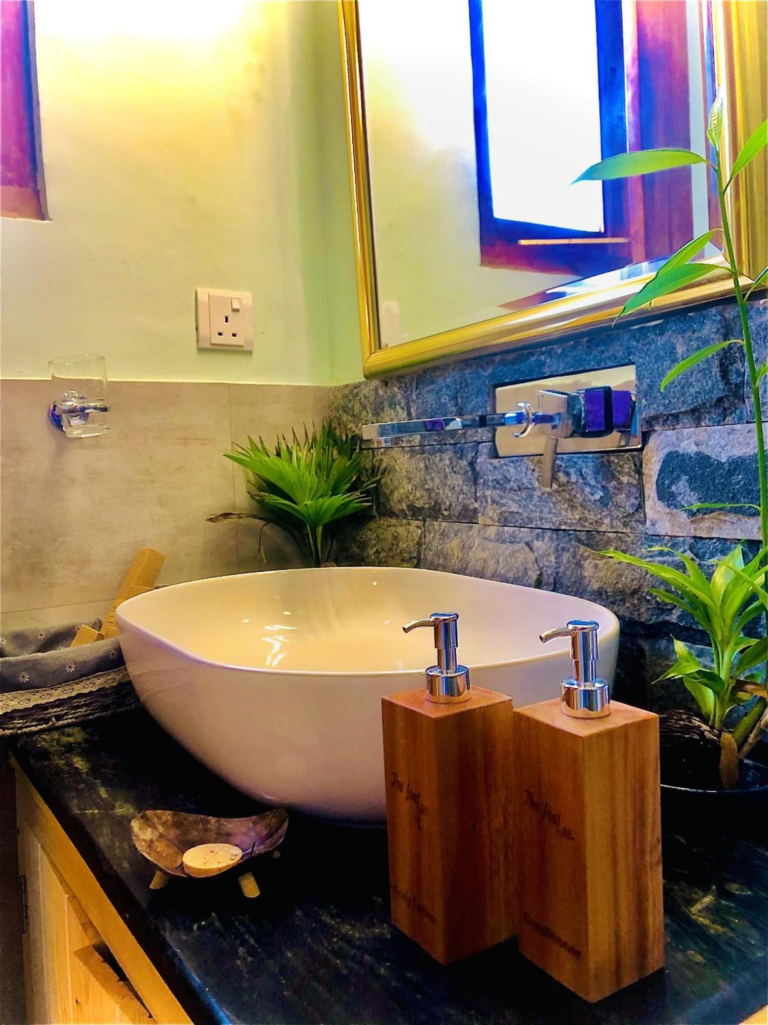 The Feel Luxury Boutique Hotel Ella Eksteriør billede